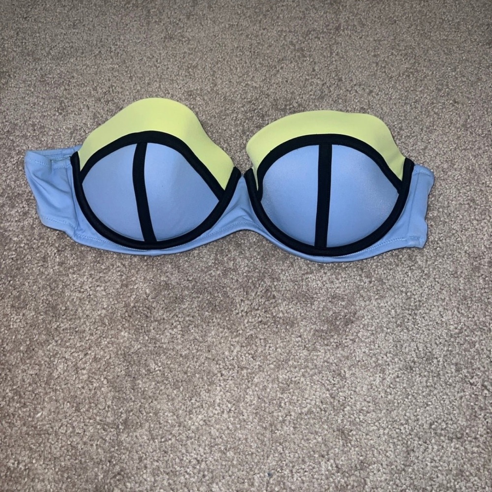 Victoria’s Secret Neoprene Colorblock push-up bikini top only - 32DD